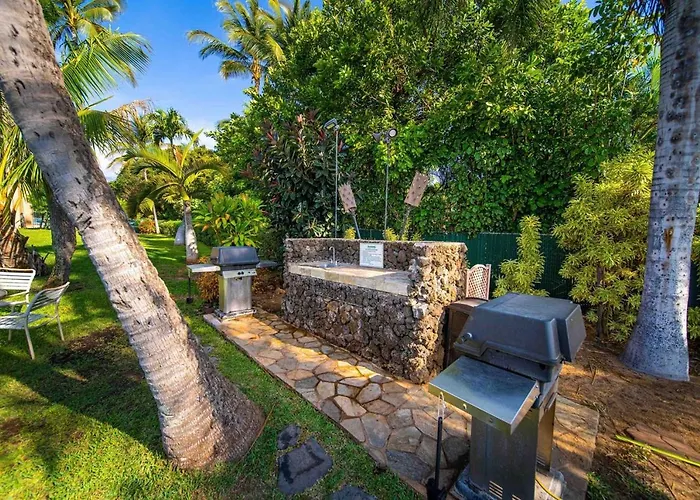Stunning Maui Direct Ocean Front On The Beach, Walk To Beach From Condo, Watch Turtles, Whales, Ac In All Rooms Ocean View Pool And Spa