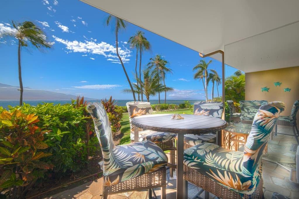Maui Oceanfront Haven: Beachside Retreat With Turtle & Whale Watching Apartment Wailuku