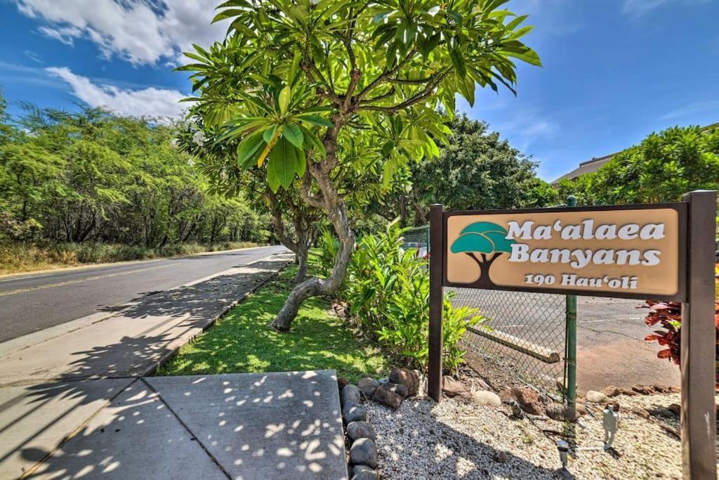 Maui Oceanfront Haven: Beachside Retreat With Turtle & Whale Watching *