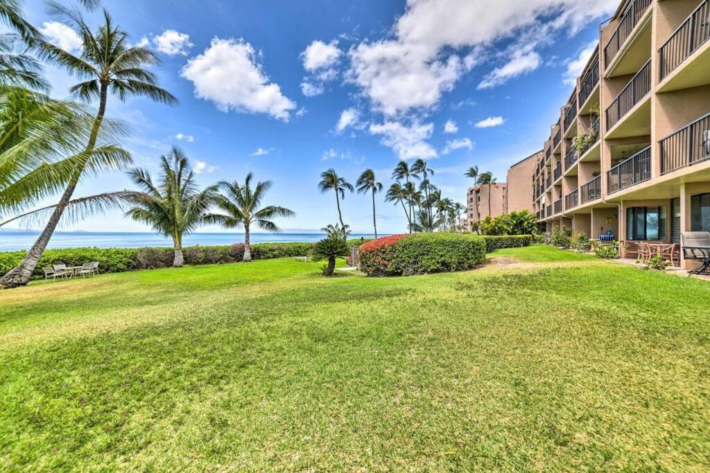Apartment Maui Oceanfront Haven: Beachside Retreat With Turtle & Whale Watching Wailuku